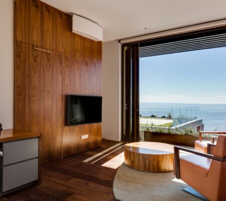 2429 4 Bedroom Fresnaye Cape Town above all 15