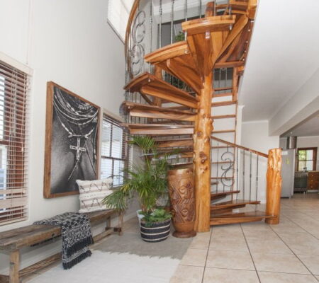 Cedar House P30 Knysna staircase