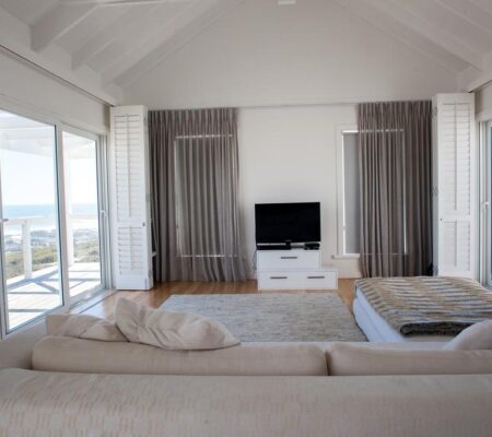 White Sands Beach Villa - Yzerfontein interior